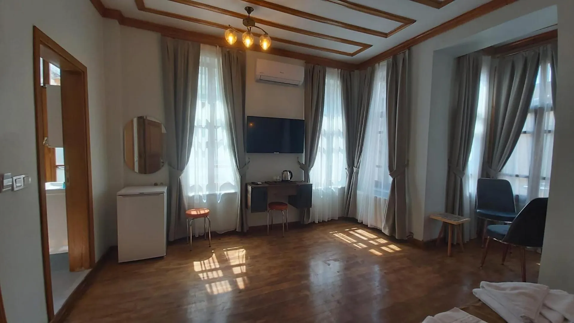 Fevzi Pasa Suite & Hotel Istanbul Bed & Breakfast